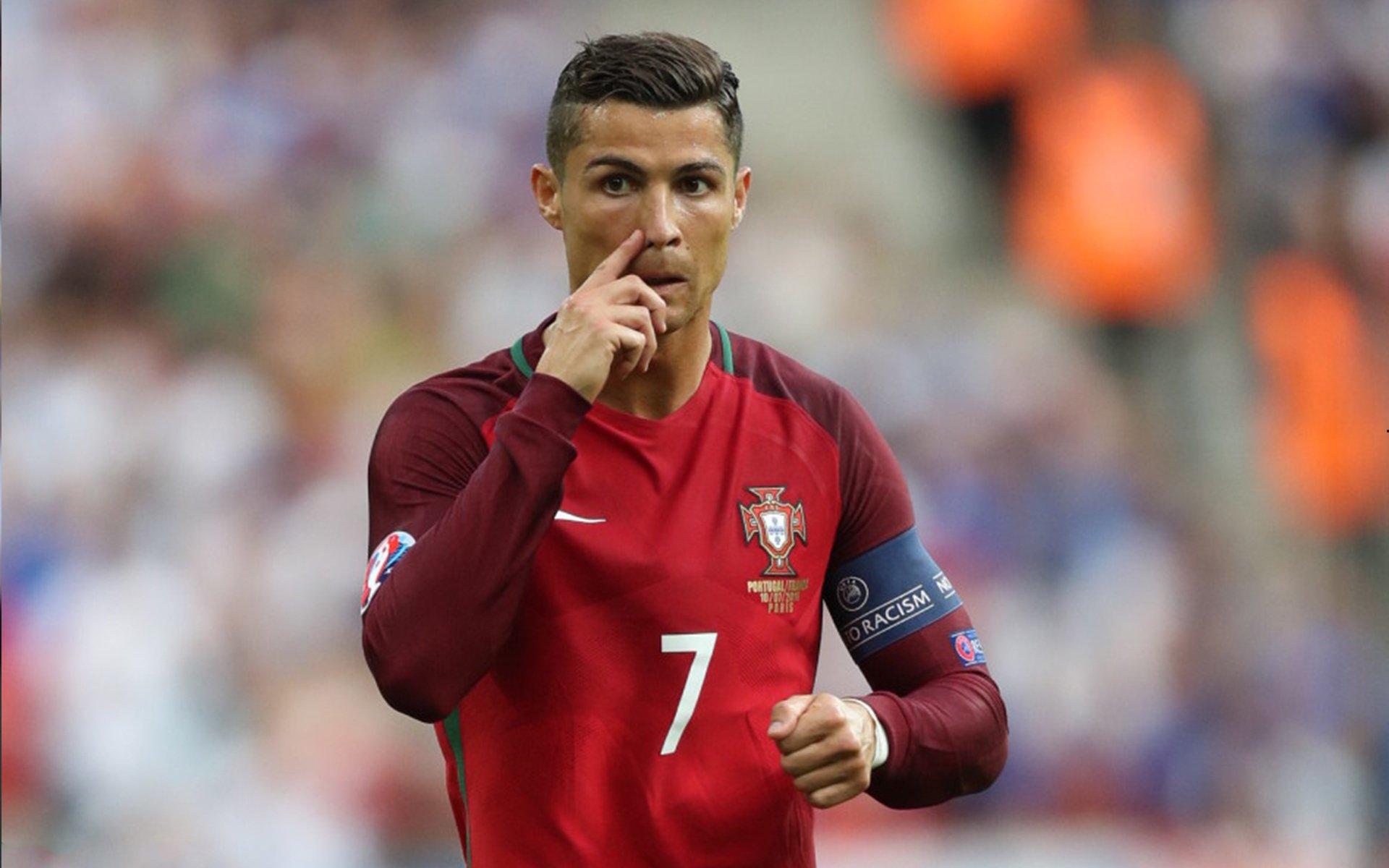 C罗定下惊人小目标，41岁征战2026年世界杯，六届传奇再续绿茵史诗