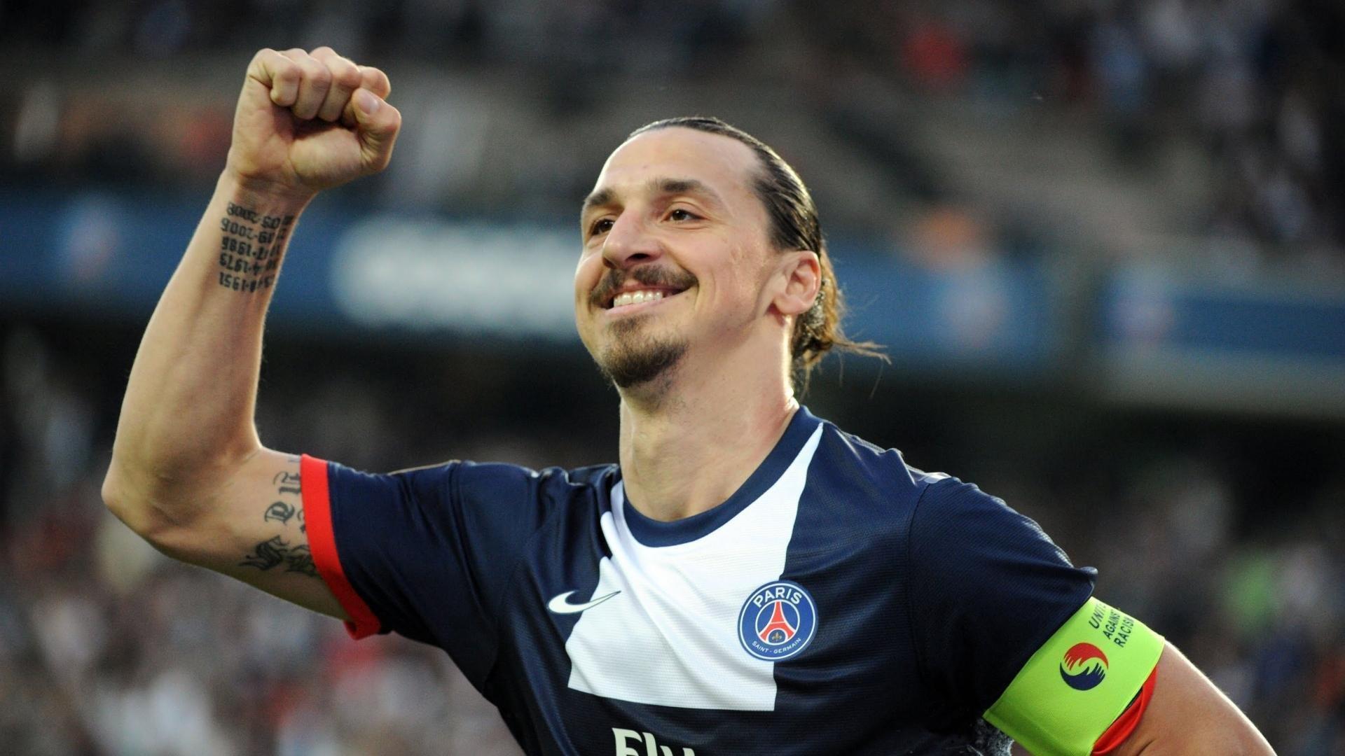 比肩传奇！登贝莱荣膺金球奖，成法国第六位获此殊荣的巨星