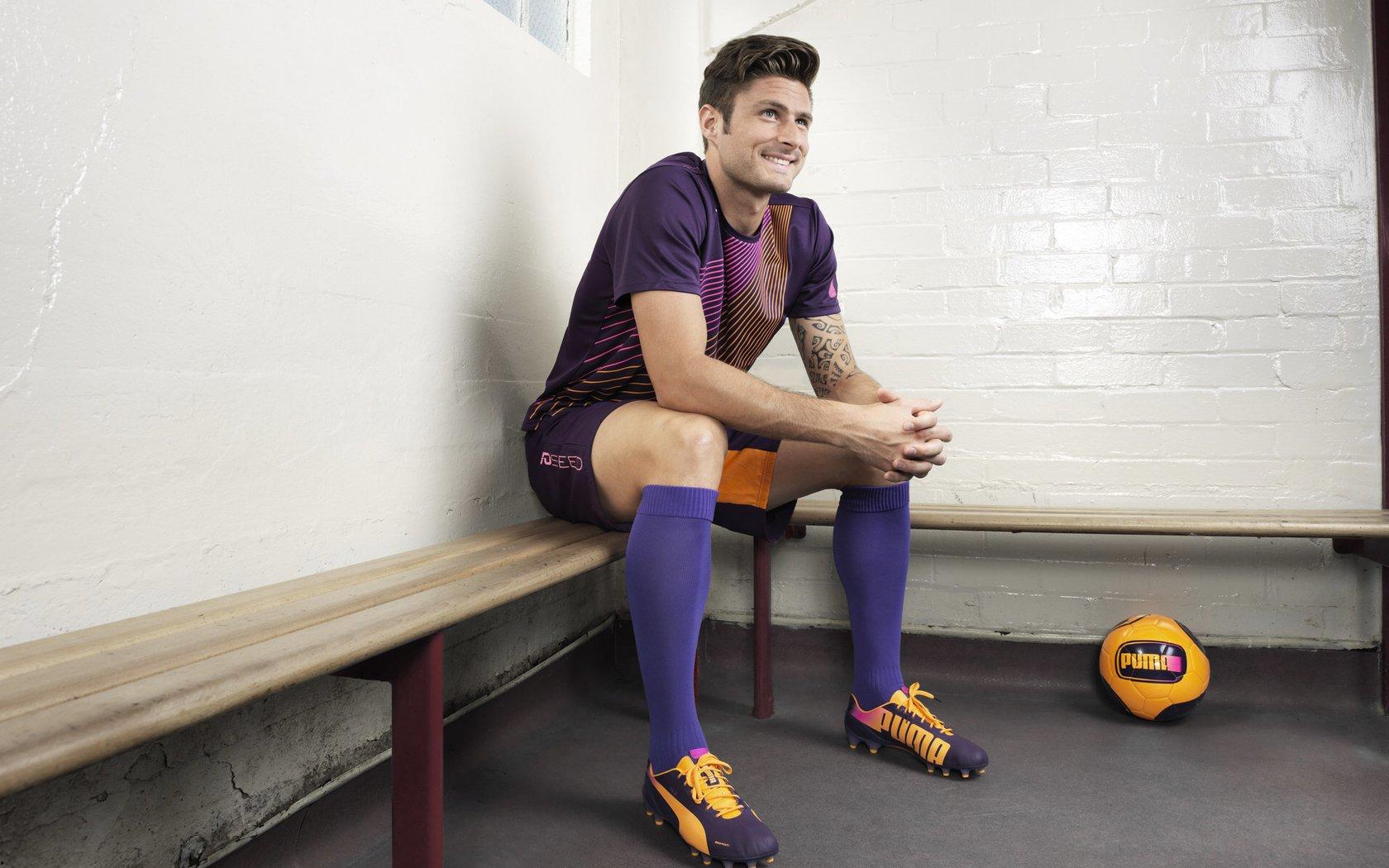 帕尔马上演惊天逆转！阿根廷新星8分钟双响击溃莱切